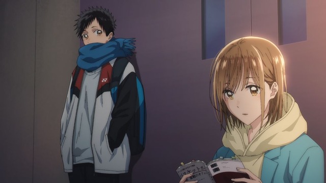 『アオのハコ』体育館の前でバスケノートを熱心に読む鹿野千夏と温かく見守る猪股大喜